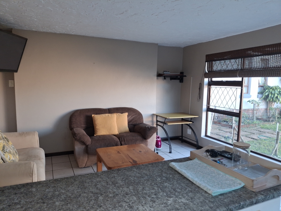 To Let 1 Bedroom Property for Rent in Gonubie Eastern Cape